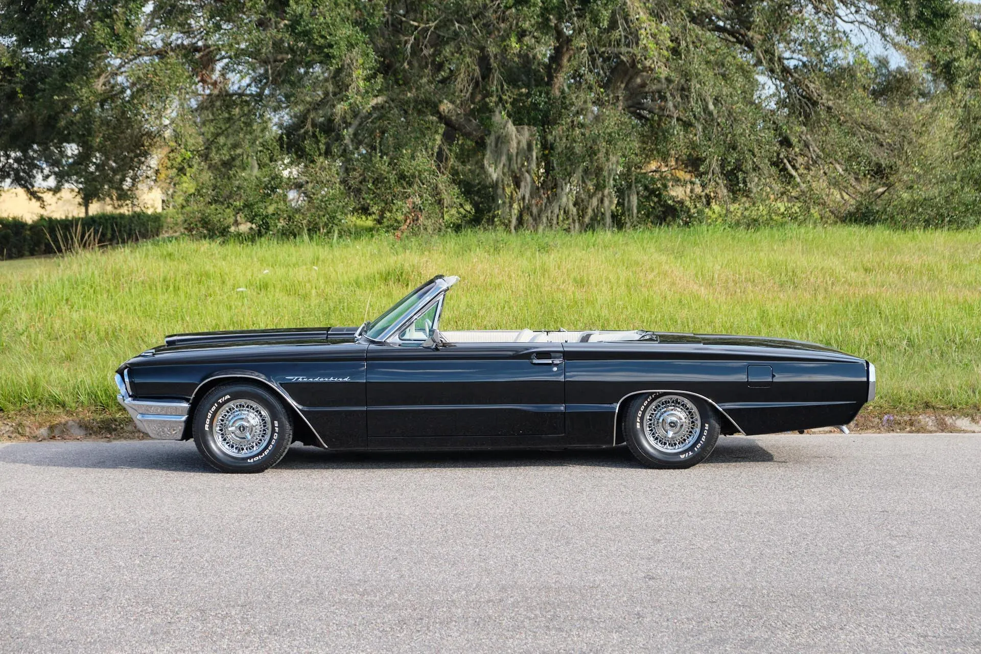 Ford Thunderbird Convertible