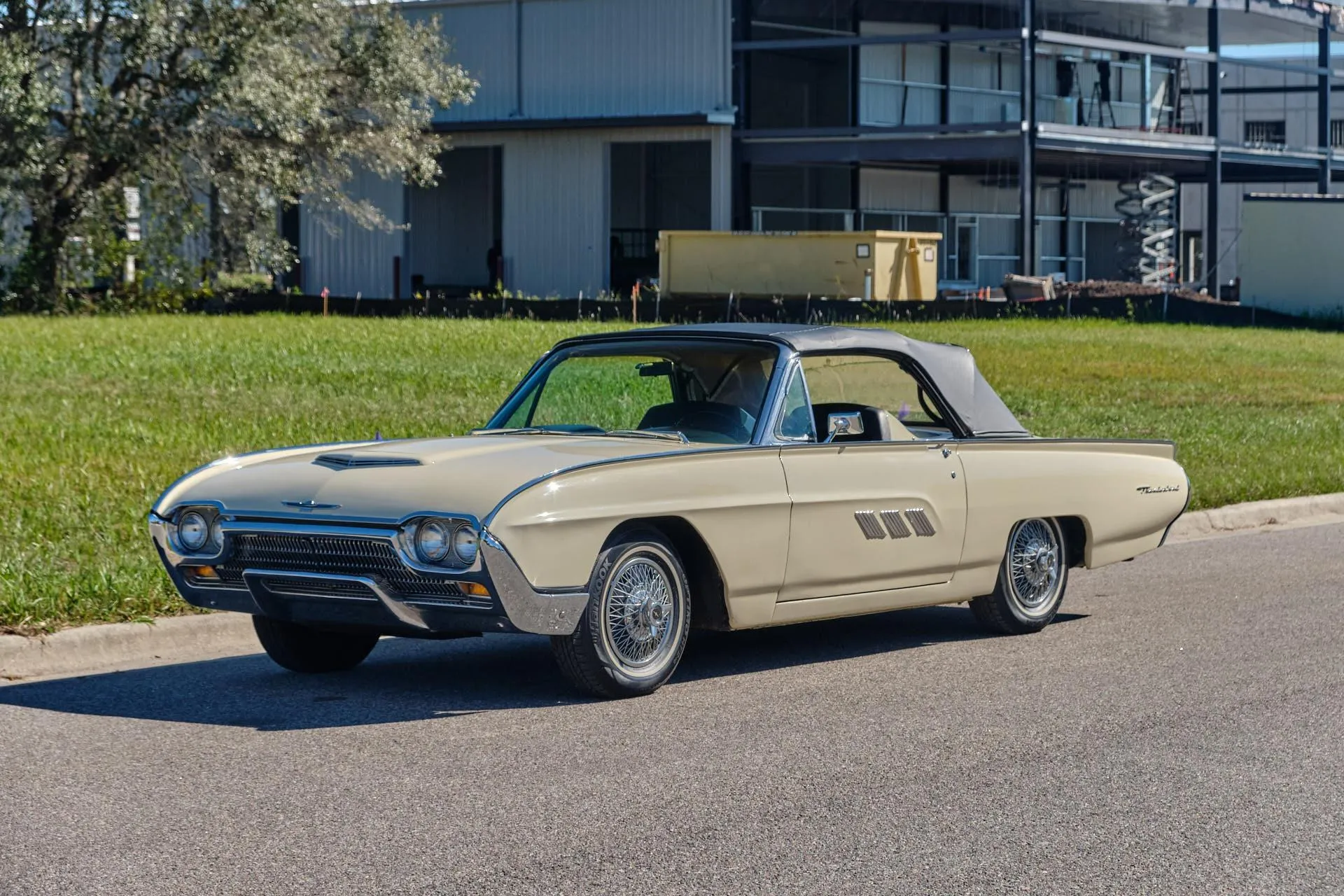 Ford Thunderbird