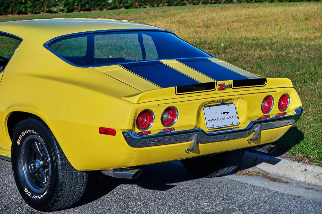 Chevrolet Camaro RS