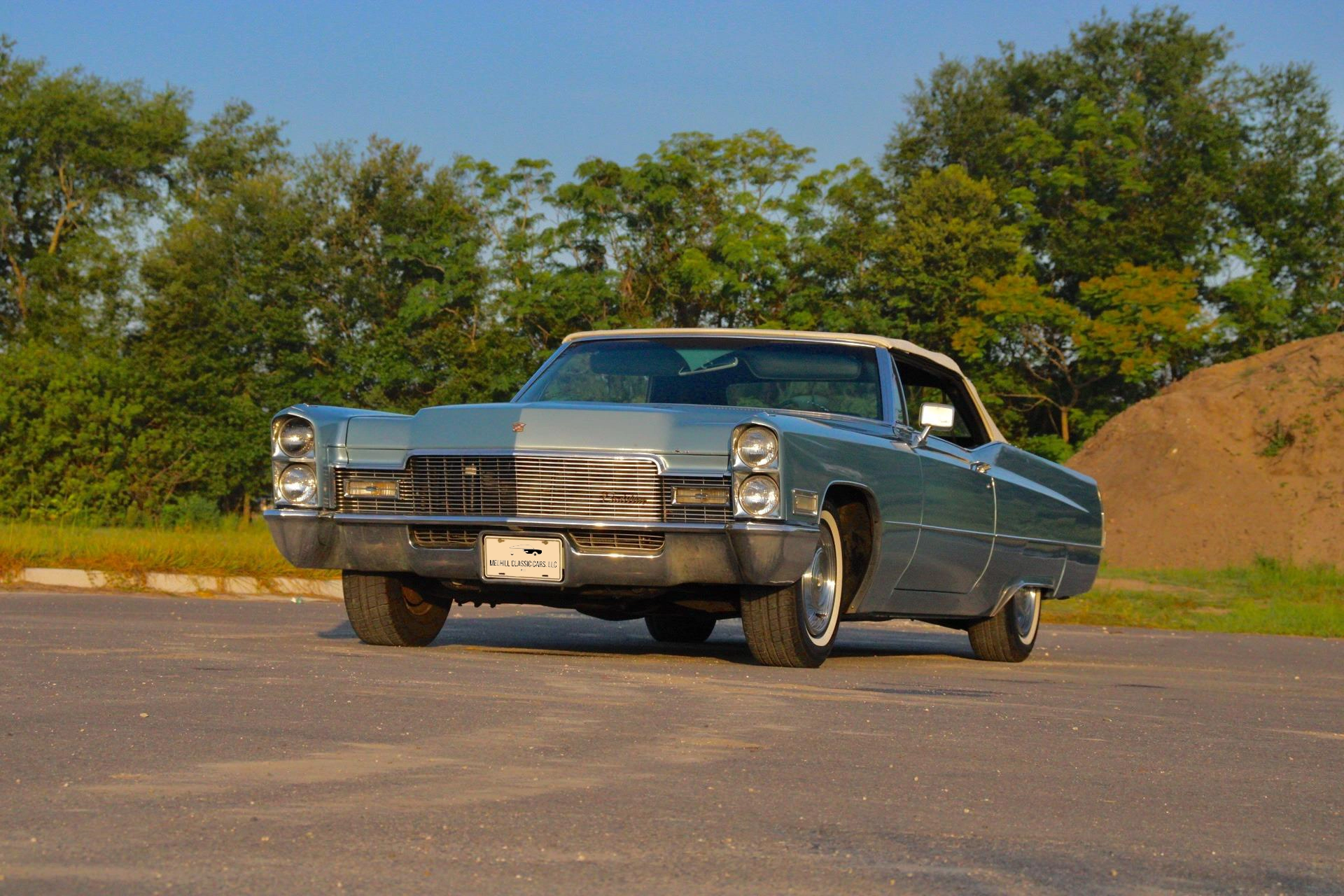 Cadillac Deville